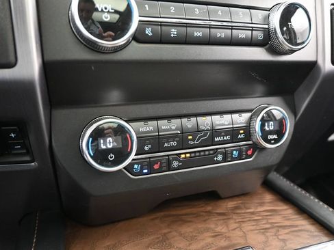 Used 2020 Ford Expedition Platinum AWD/4WD image 12