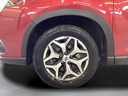 Certified 2023 Subaru Forester Premium AWD/4WD image 23