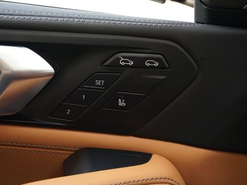 Used 2026 BMW X6 xDrive40i image 21