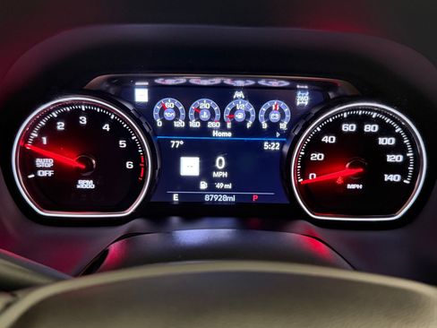 Used 2021 Chevrolet Tahoe High Country w/ Premium Package AWD/4WD image 18
