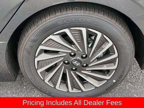 Certified 2026 Hyundai Sonata Limited FWD image 19