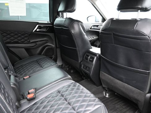 Used 2022 Mitsubishi Outlander SEL FWD image 23