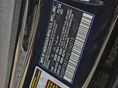 Used 2024 Mercedes-Benz GLS 450 4MATIC image 32