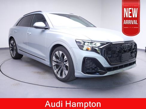 Used 2024 Audi Q8 Prestige w/ Prestige Package AWD/4WD image 4