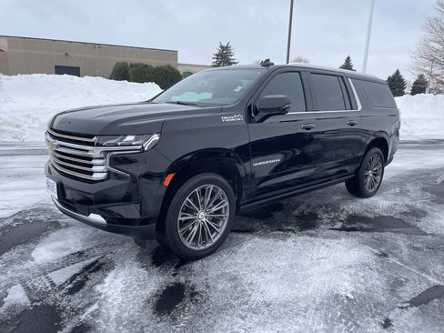 Used 2021 Chevrolet Suburban High Country image 1