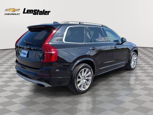Used 2016 Volvo XC90 T8 Momentum w/ Vision Package image 5