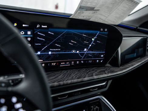 New 2025 Audi Q5 Prestige image 11