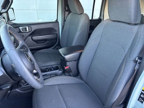 Used 2024 Jeep Wrangler Sport S image 25