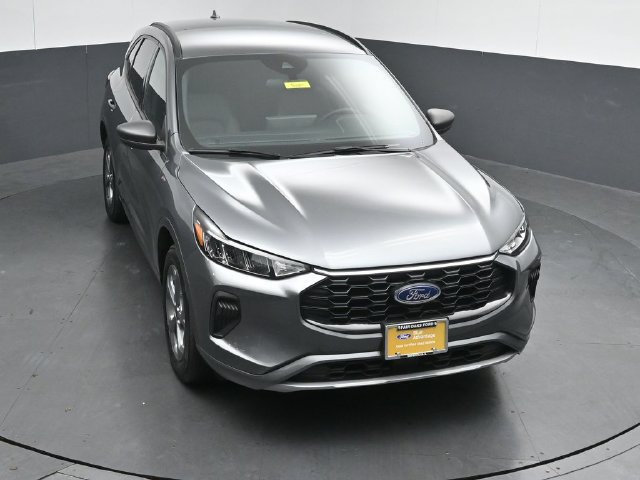 Certified 2024 Ford Escape ST-Line w/ Tech Pack #1 AWD/4WD image 46