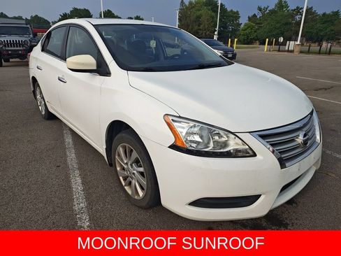 Used 2015 Nissan Sentra SV w/ Style Package FWD image 2