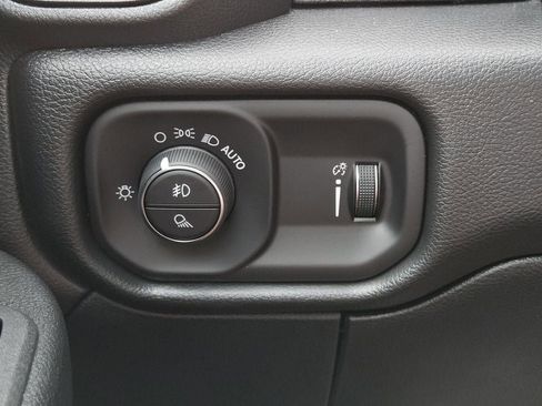 New 2026 RAM 2500 Tradesman AWD/4WD image 14