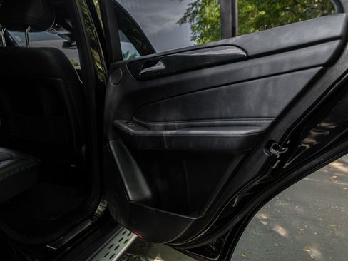 Used 2018 Mercedes-Benz GLE 350 image 33