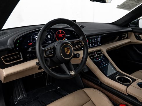 Certified 2022 Porsche Taycan GTS AWD/4WD image 15