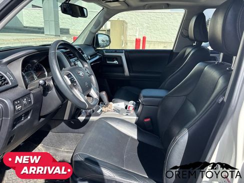 Used 2017 Toyota 4Runner Limited AWD/4WD image 20
