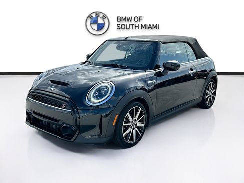 Used 2024 MINI Cooper S FWD image 3
