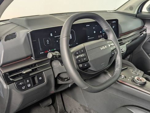 New 2026 Kia Sportage SX Prestige image 11