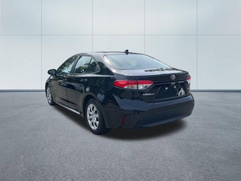 Used 2024 Toyota Corolla LE image 7