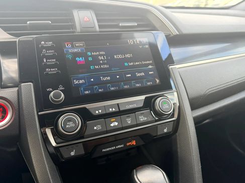 Used 2020 Honda Civic EX-L image 16