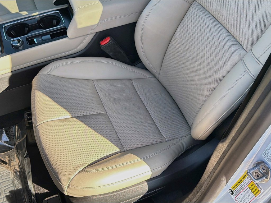 Used 2026 Lincoln Corsair Reserve AWD/4WD image 21