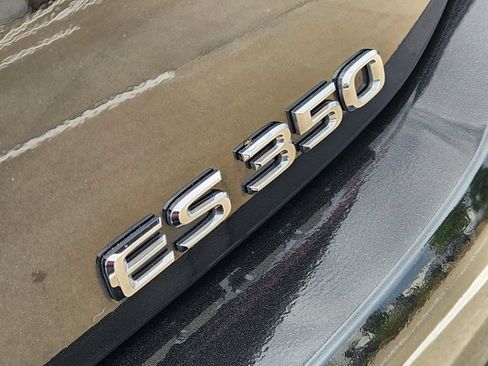 Certified 2024 Lexus ES 350 w/ Premium Package FWD image 12