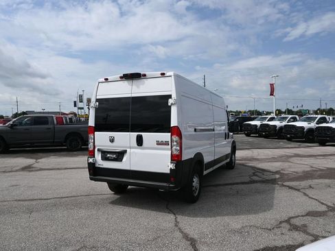 Used 2022 RAM ProMaster 2500 FWD image 6
