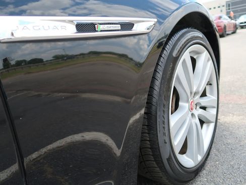 Used 2017 Jaguar XJ R-Sport image 50