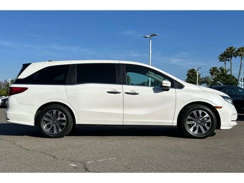 Used 2024 Honda Odyssey EX-L image 7