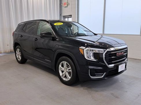 Used 2024 GMC Terrain SLE AWD/4WD image 4