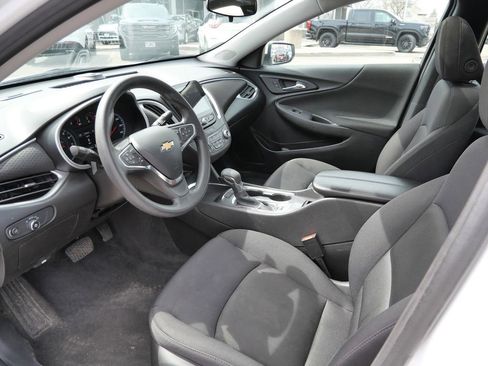 Used 2024 Chevrolet Malibu LT FWD image 28
