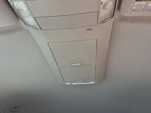 Used 2012 Toyota Tundra 4x4 Double Cab image 18