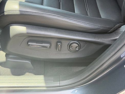 Used 2024 Honda CR-V EX-L image 15