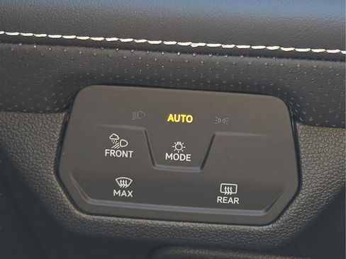 New 2026 Volkswagen Atlas Cross Sport SEL Premium R-Line AWD/4WD image 20