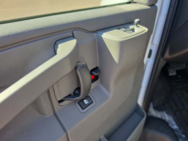 New 2026 GMC Savana 3500 LS w/ Chrome Appearance Package RWD image 23