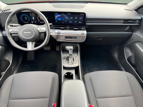 Used 2025 Hyundai Kona SEL AWD/4WD image 19