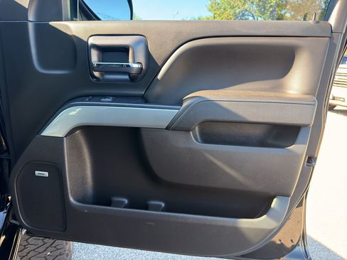 Used 2018 Chevrolet Silverado 1500 LT w/ All Star Edition AWD/4WD image 19