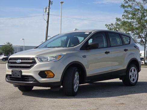 Used 2017 Ford Escape S FWD image 10