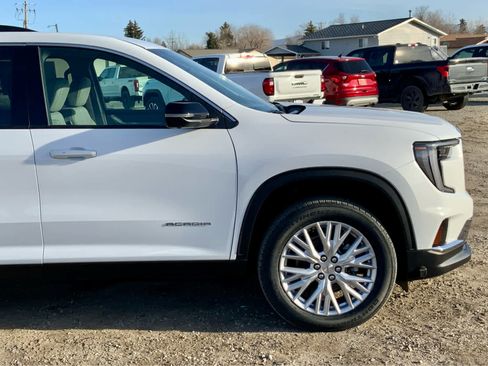 New 2026 GMC Acadia Elevation w/ Elevation Premium Package image 12