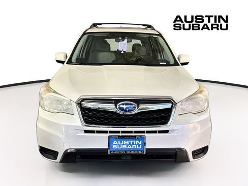Used 2015 Subaru Forester 2.5i Premium w/ All-Weather Package AWD/4WD image 2