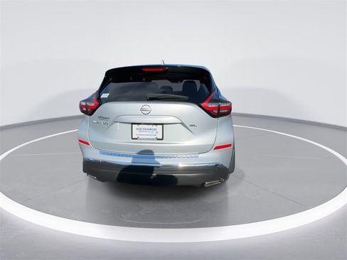 Used 2024 Nissan Murano SL image 7