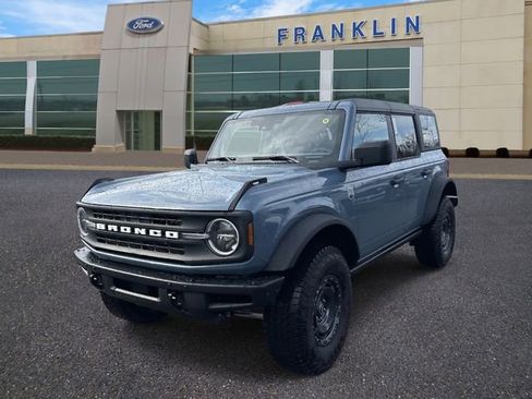 New 2025 Ford Bronco Big Bend w/ Black Diamond Package image 3