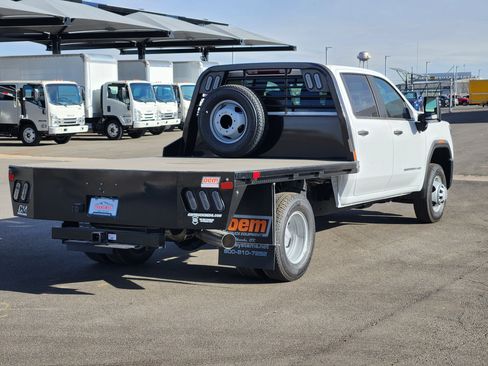 New 2026 GMC Sierra 3500 Pro w/ Convenience Package image 4