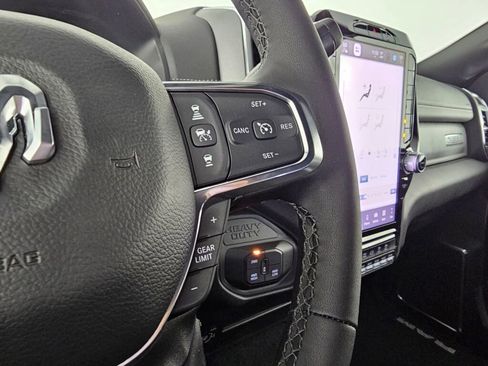 New 2025 RAM 2500 Laramie image 28