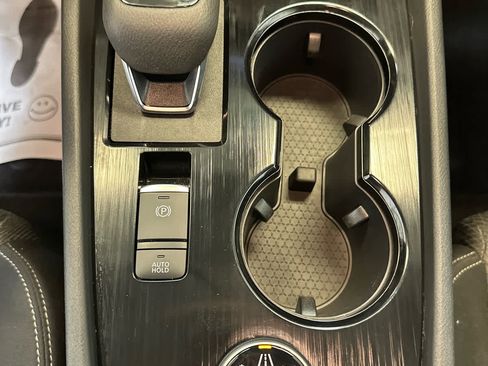 Certified 2024 Nissan Rogue SV image 23