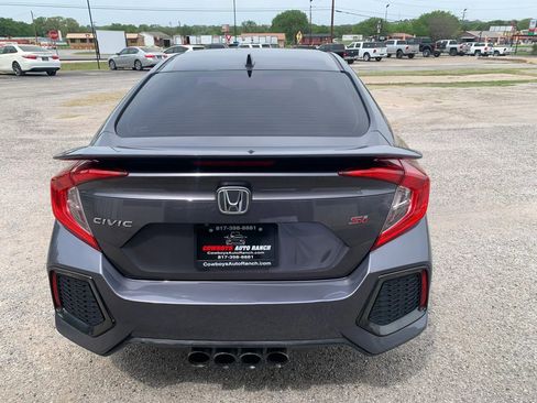 Used 2018 Honda Civic Si image 8
