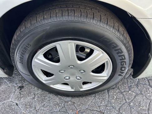 Used 2005 Toyota Camry LE image 31