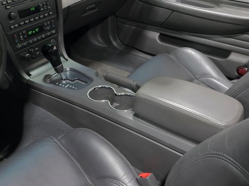 Used 2002 Ford Thunderbird image 77