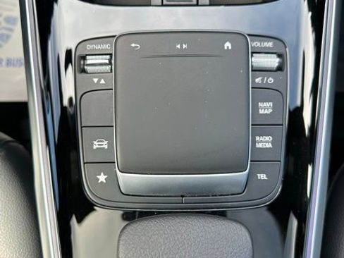 Certified 2022 Mercedes-Benz GLB 250 4MATIC image 35