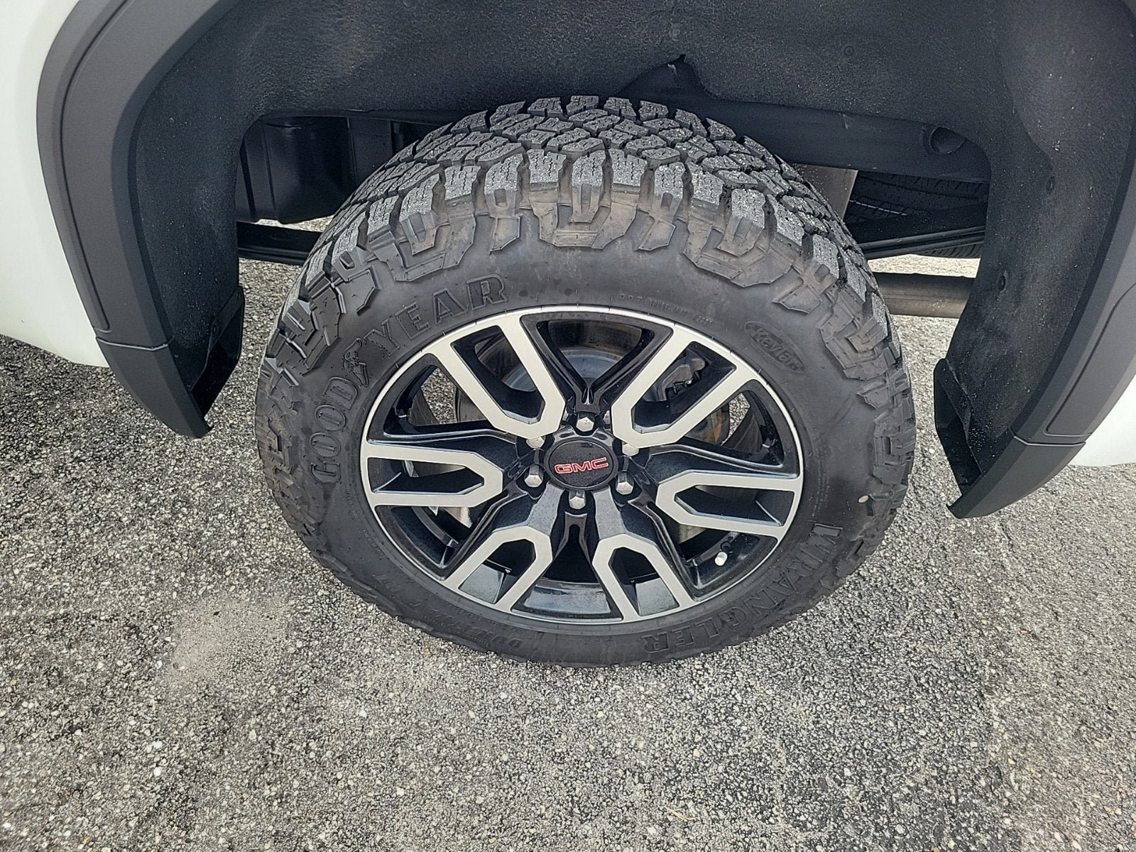 Certified 2021 GMC Sierra 1500 AT4 AWD/4WD image 8