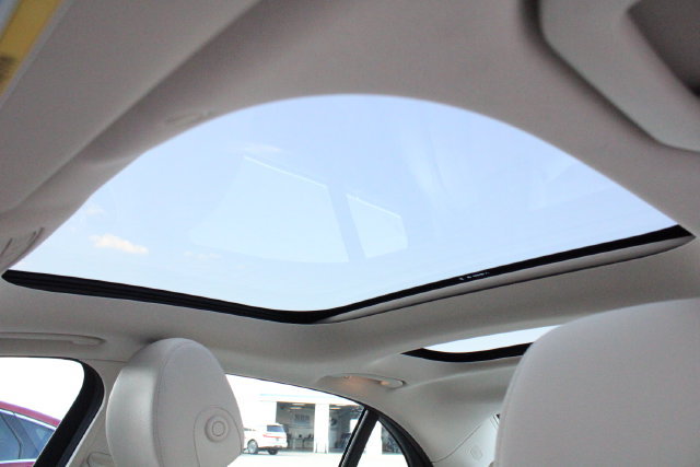 Used 2018 Mercedes-Benz E 300 image 5