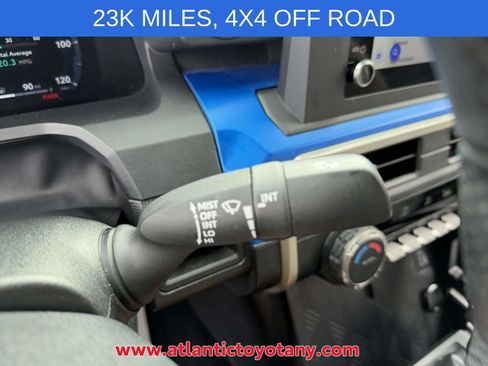 Used 2024 Toyota Tacoma TRD Off-Road AWD/4WD image 27